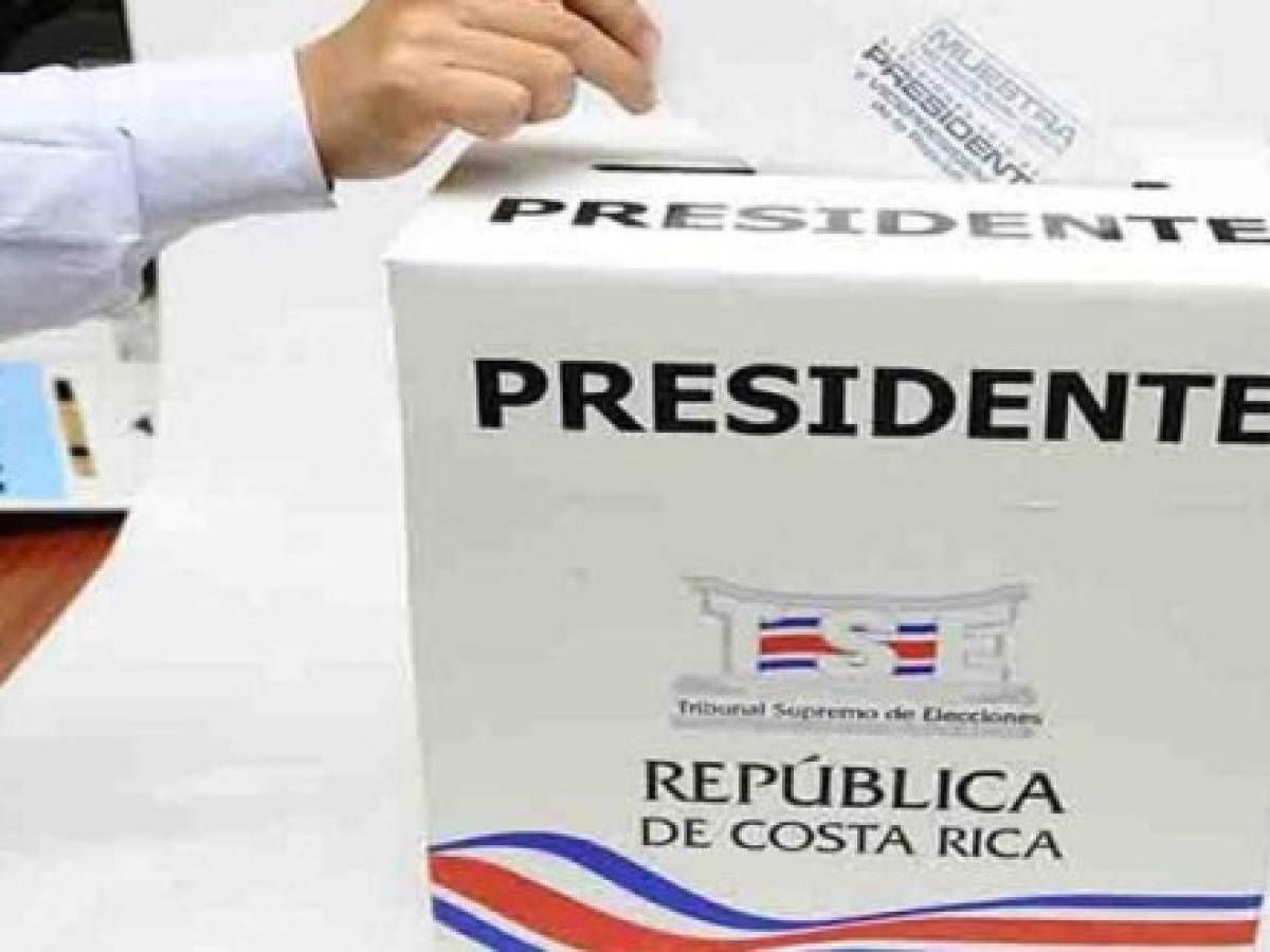 Segunda ronda en Costa Rica: dos candidatos a la caza del voto prestado