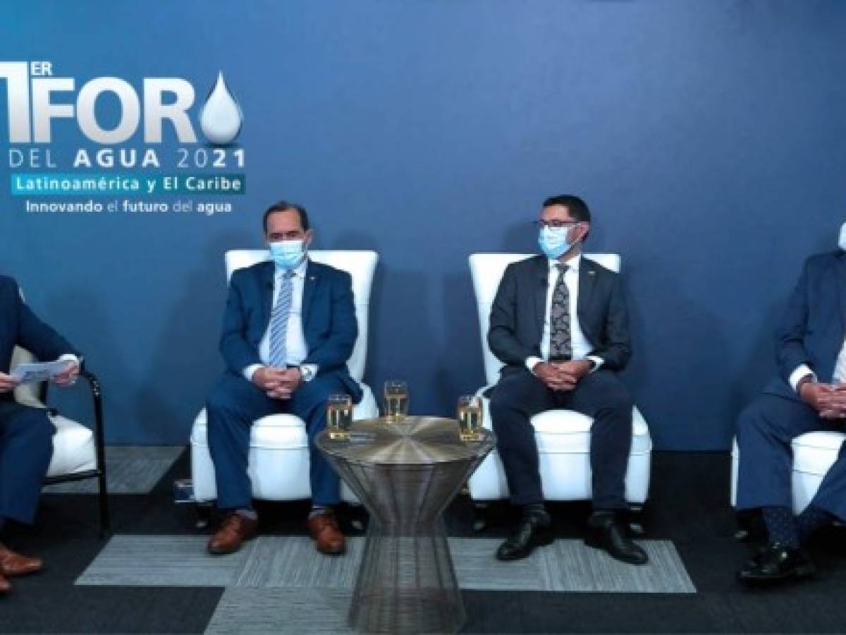 Foro de agua urge mejorar los hábitos de consumo en la sociedad