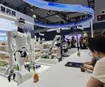 Moonshot reconoció que el rendimiento general de K3 todavía está por detrás de los modelos propietarios más potentes, Claude Fable 5 y GPT-5.6 Sol<b>.</b> (Foto: EFE)