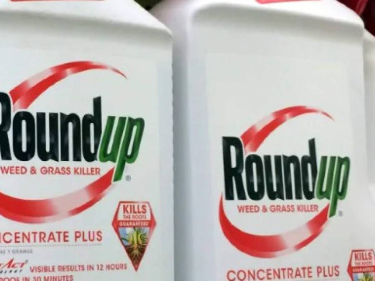 Jardinero con cáncer gana millonaria demanda a Monsanto