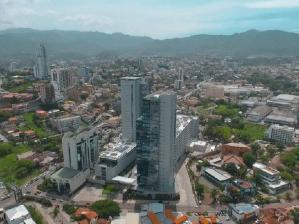 Centro Cívico Gubernamental: Modelo de modernidad y sostenibilidad ambiental