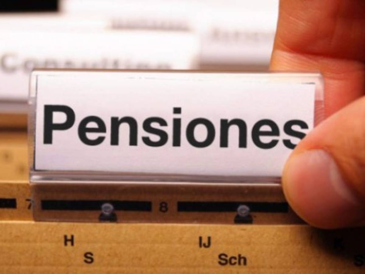 El Salvador sin propuesta de reforma pensiones definitiva