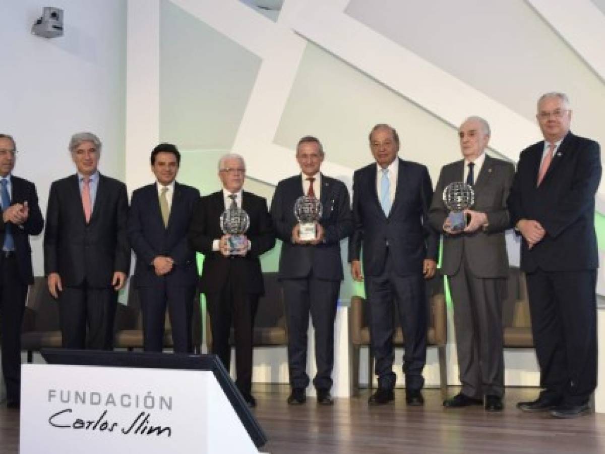 Fundación Carlos Slim premia avances de programas de salud