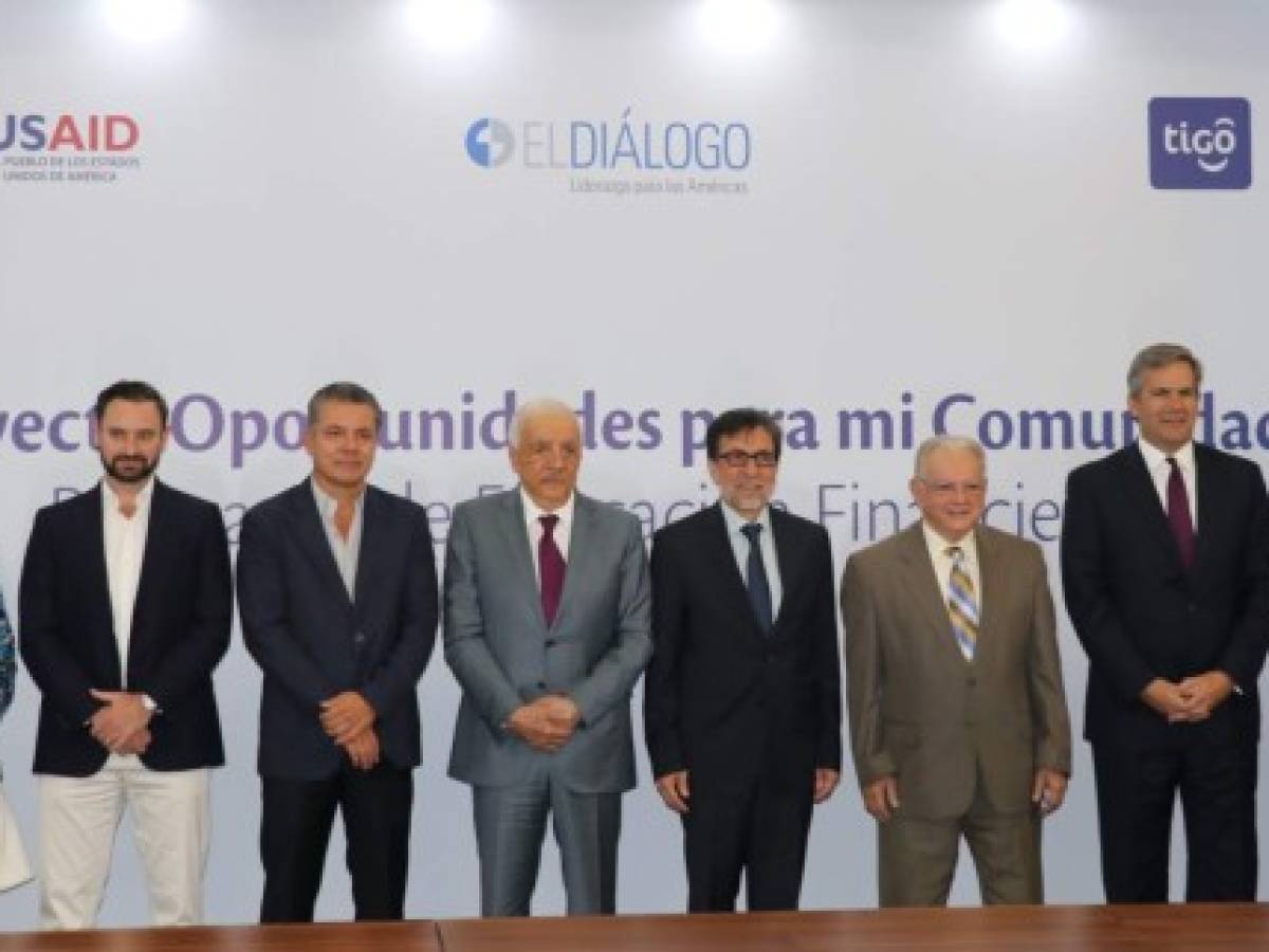Tigo formaliza alianza con Dialogo Interamericano y USAID