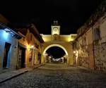 Festival busca redimensionar el patrimonio histórico de La Antigua Guatemala mediante la luz y el arte digital. Foto cortesía