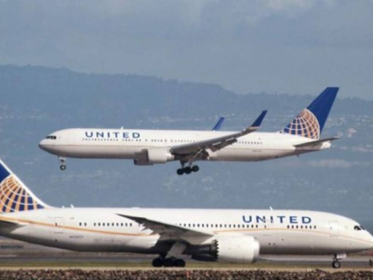 United Airlines reduce vuelos a China por coronavirus