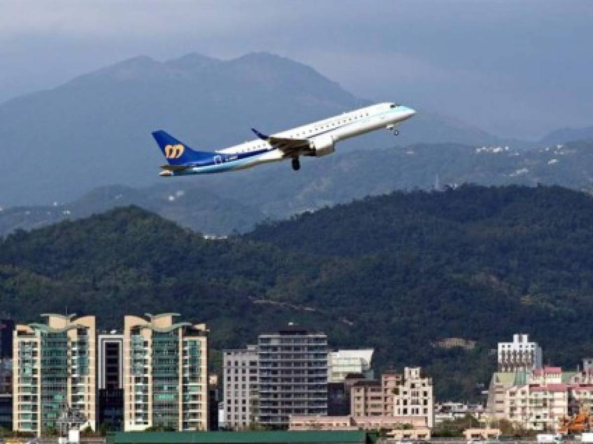 La brasileña Embraer conmemora la entrega de 1.600 aviones comerciales
