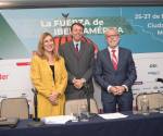 <b>Núria Vilanova, presidenta de CEAPI, junto a Javier López, vicepresidente del Parlamento Europeo y presidente de la Comisión UE-México. (Foto: Cortesía CEAPI)</b>