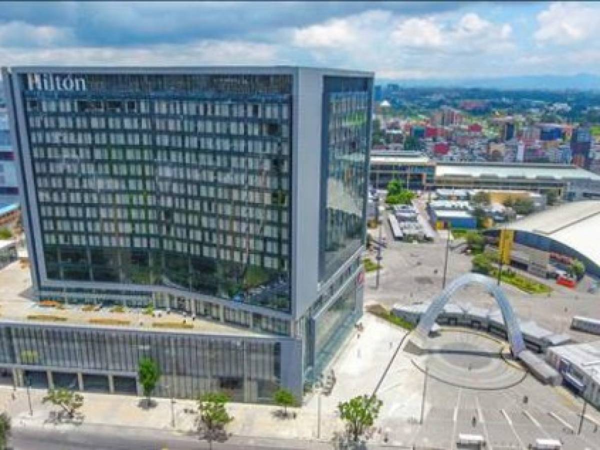 Hilton expande su presencia en Colombia con lanzamiento de su nuevo hotel en Bogotá