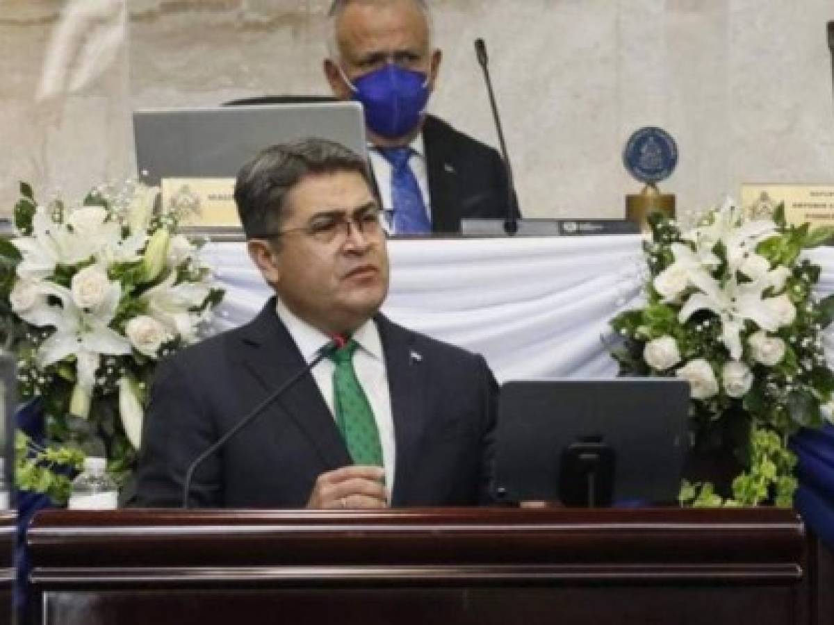 'No soy amigo' de narcos, dice presidente de Honduras, investigado en EEUU