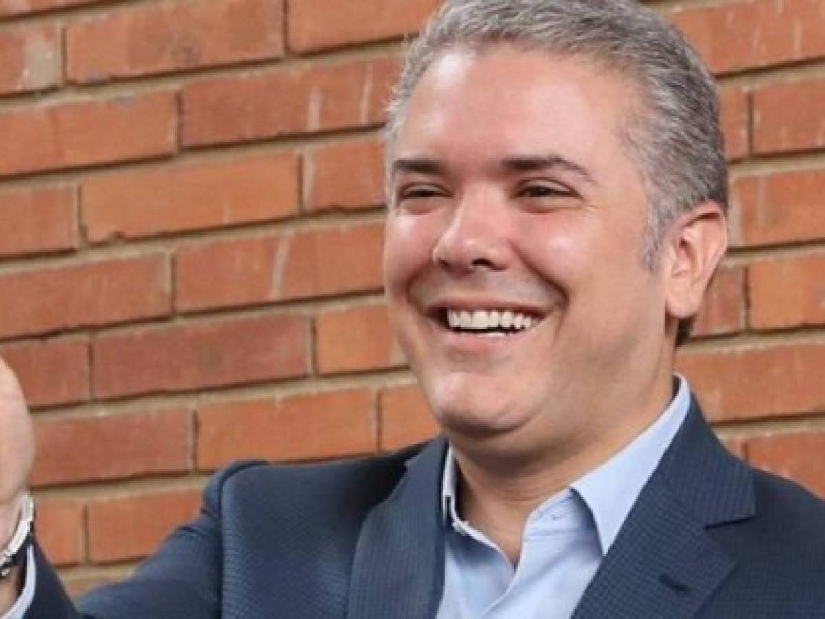 Presidente electo de Colombia anuncia 'correcciones' a pacto de paz con FARC