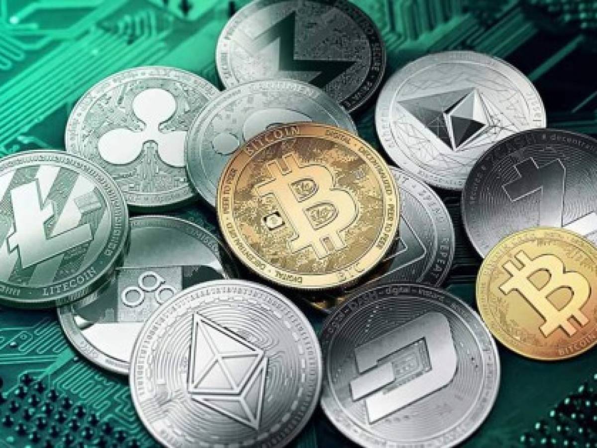 Lindsay Lohan y otras celebridades que han adquirido criptomonedas
