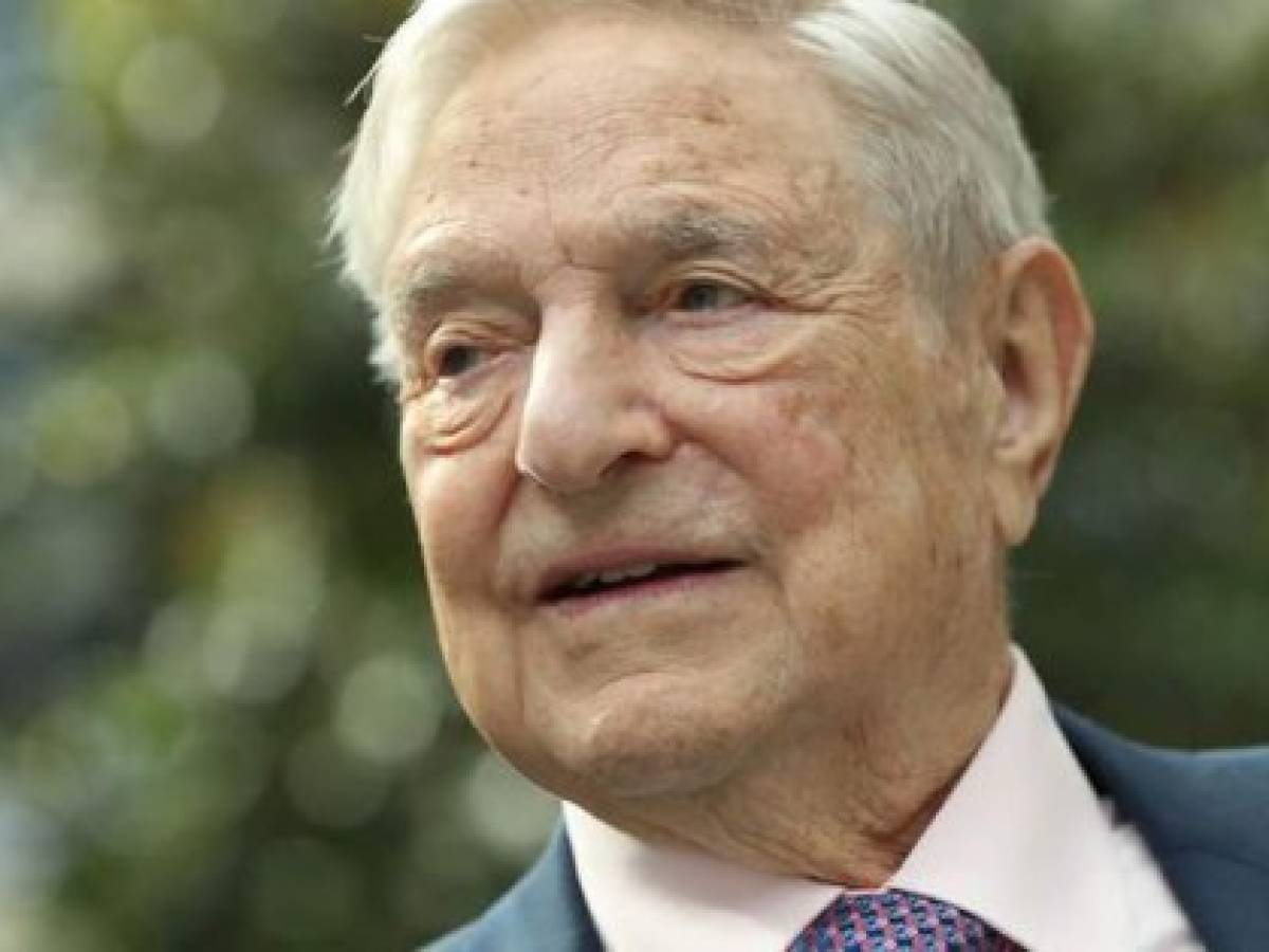 Google y Facebook crean adicción a sus servicios 'a propósito': Soros