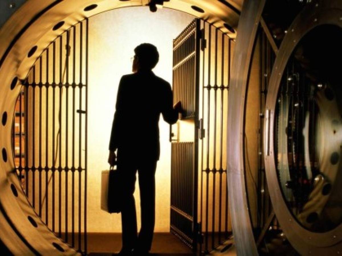 Estadounidenses acusados de fraude figuran en papeles de Panamá