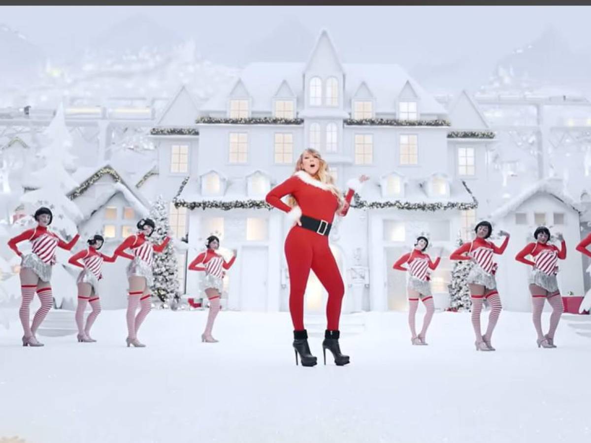 ¡Así descongeló la época navideña Mariah Carey!