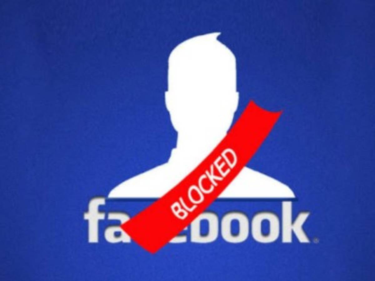 Error en Facebook bloquea cuentas de usuarios que denuncian cuentas falsas