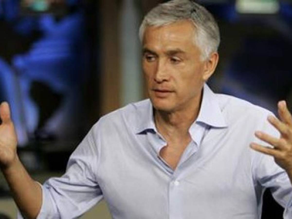 Venezuela: Jorge Ramos confirma que gobierno de Maduro le confisca grabaciones