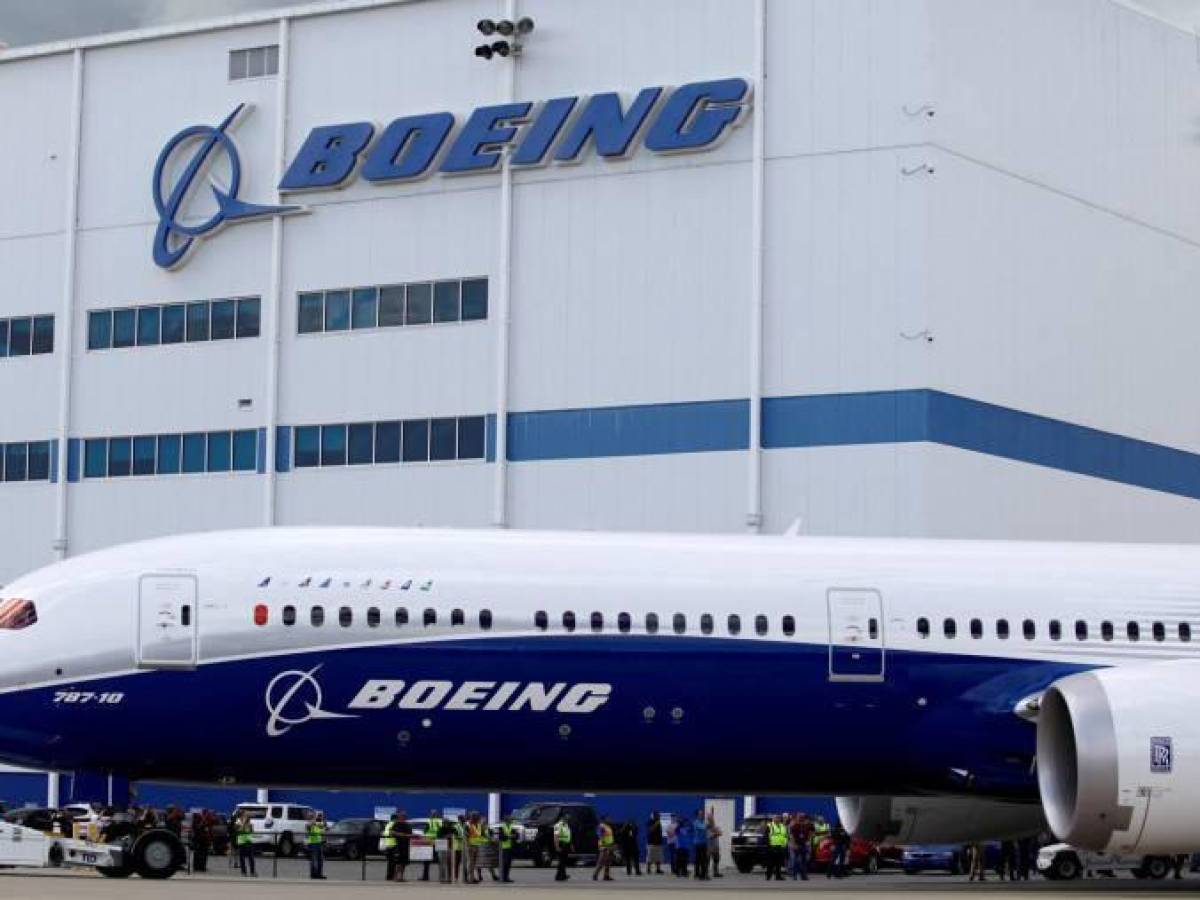 Boeing espera ver la luz al final del túnel tras años de caos