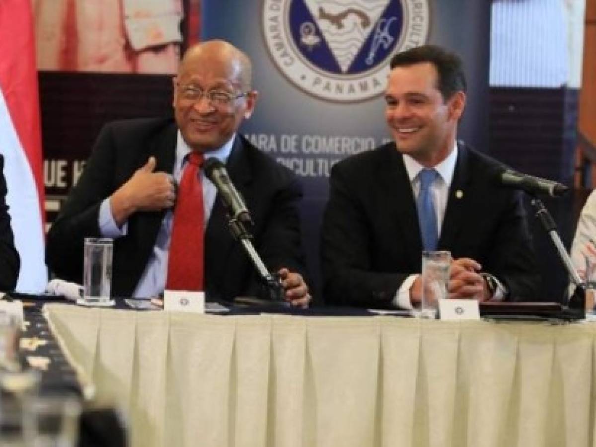 Panamá: Ministro de Economía solicita a empresarios confiar e invertir