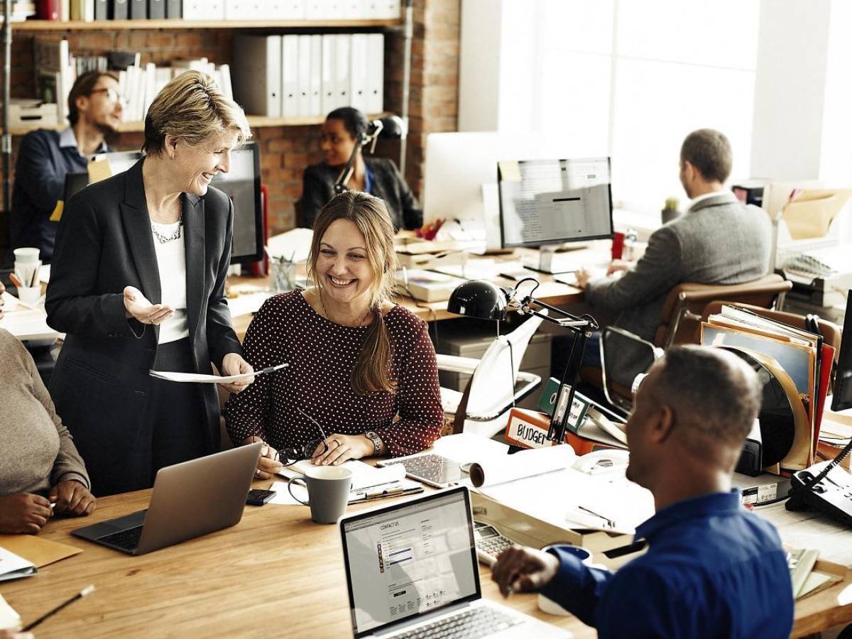 6 estrategias para gestionar las principales distracciones en el trabajo