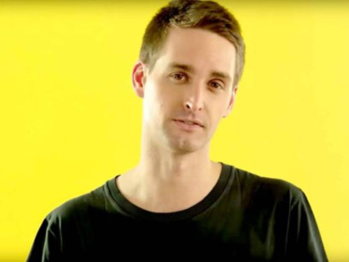 CEO de Snapchat afirma que las reglas europeas ayudan a Google y Facebook