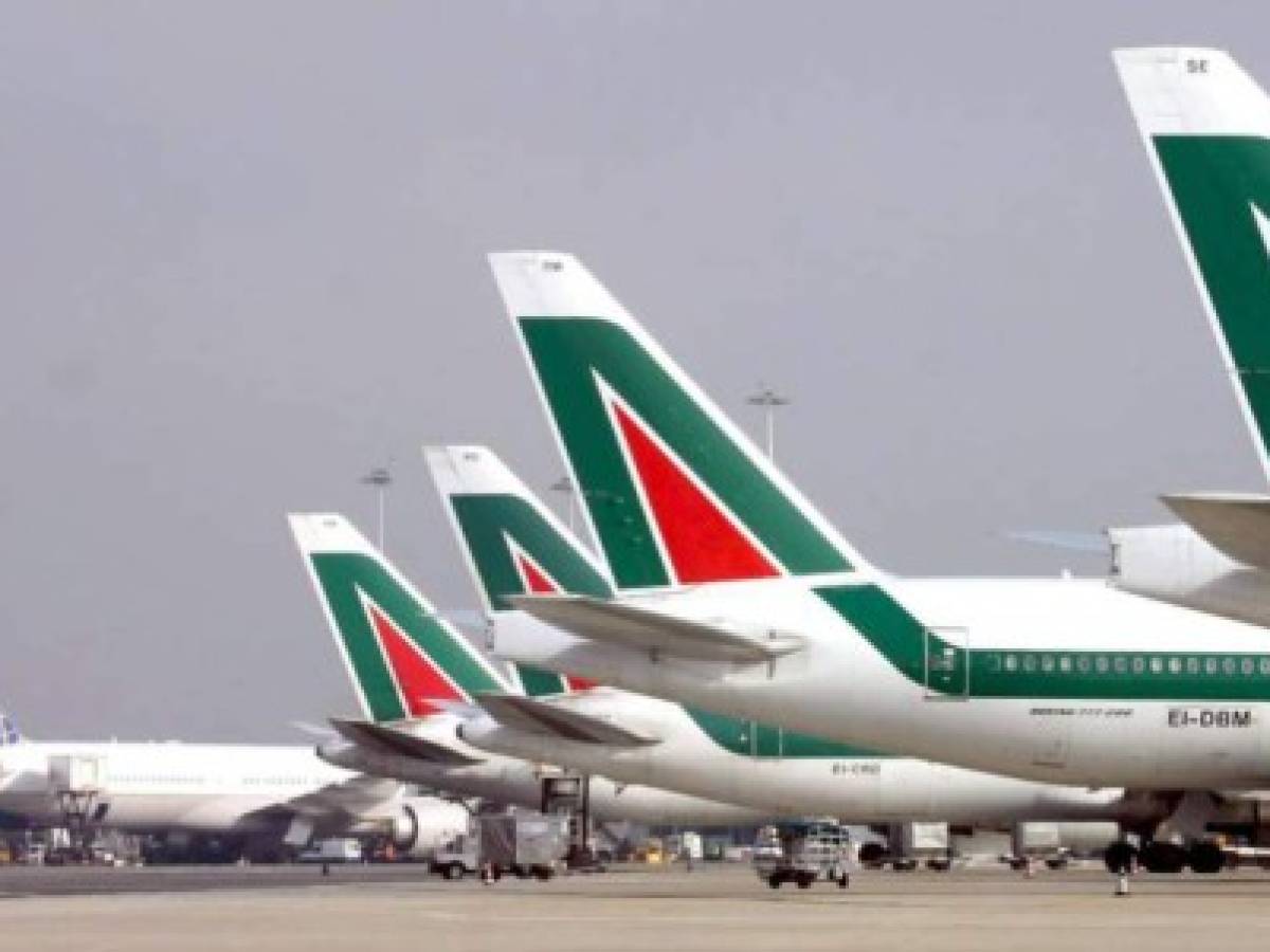 ¿Desaparece Alitalia? Cancelará todos los vuelos desde el 15 de octubre