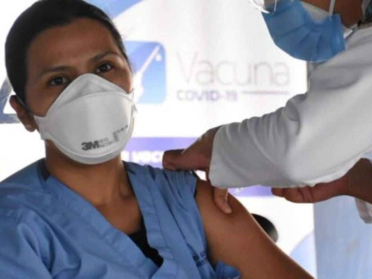Guatemala: Proponen utilizar el padrón del TSE y recintos electorales como centros de vacunación
