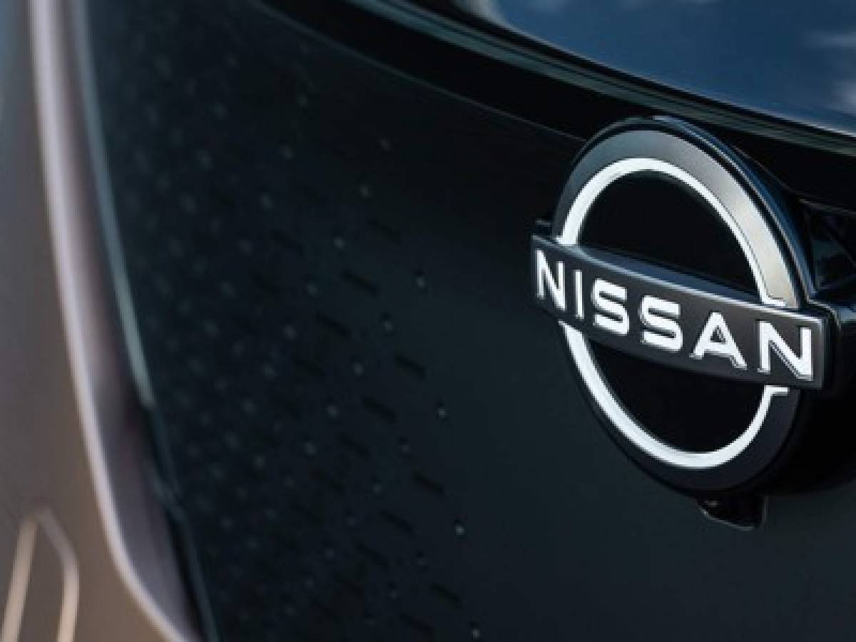 Nissan estrena nuevo logo que mira al futuro