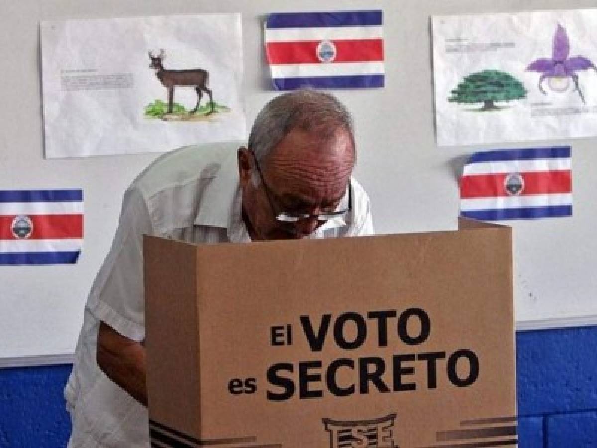 Elecciones Costa Rica: Indecisos tienen la palabra en recta final