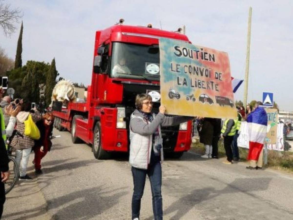 Protestas antivacunas se extienden en Europa y avanzan hacia Bruselas