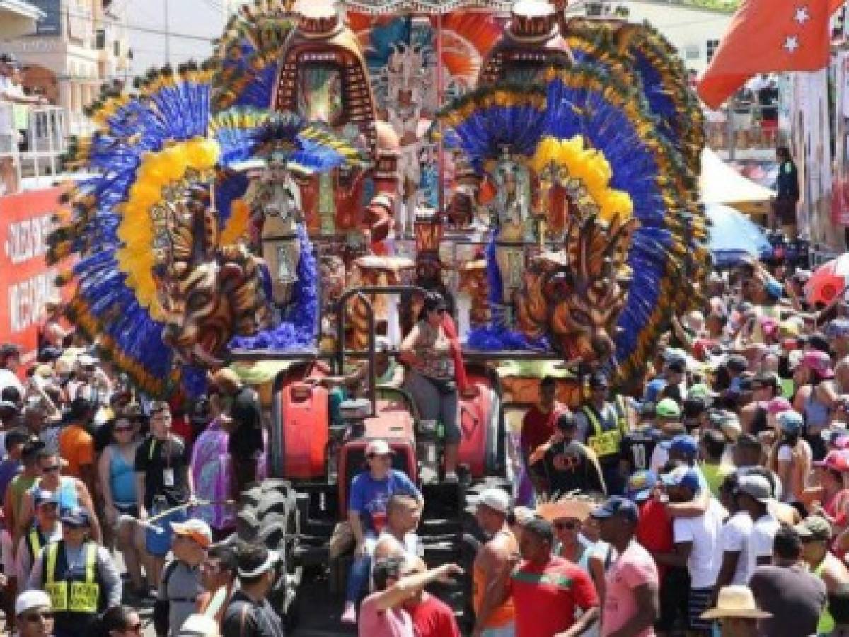 Panamá suspende carnaval por ómicron mientras en los países vecinos aumentan los contagios por la variante