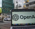 La nueva ronda no solo multiplica la capacidad financiera de OpenAI: consolida un modelo industrial de IA a escala planetaria, donde capital, energía, nube y semiconductores convergen como un sistema integrado. (Foto: EFE)
