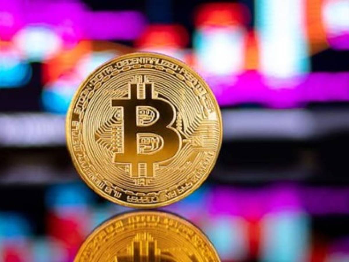 JPMorgan considera que Bitcoin podría destronar al oro como rey de activos refugio