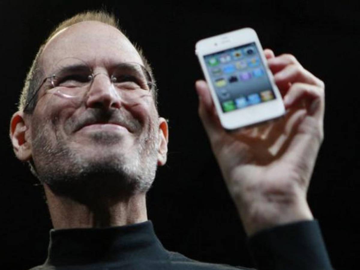 El método con el que Steve Jobs resolvía problemas difíciles en 3 pasos