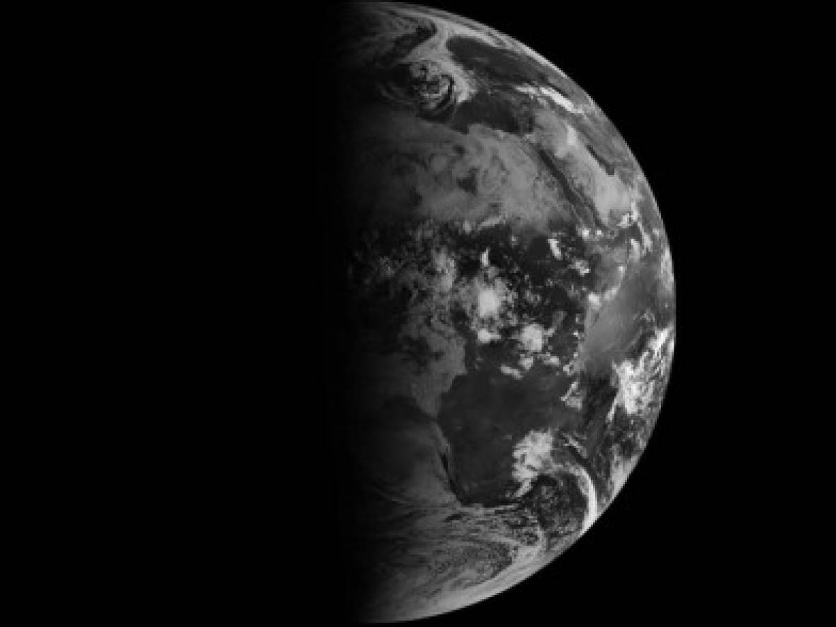 NASA revela imágenes de equinoccio y solsticio en la Tierra