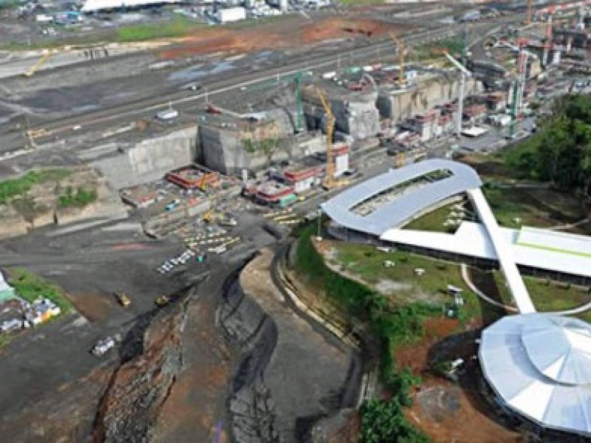 Panamá: Edificios de tercer juego de esclusas del Canal al 60% de avance