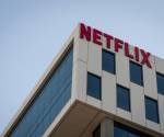 Fotografía de archivo de el logo de Netflix en uno de los edificios de la compañía en Los Ángeles (EE. UU). EFE/ Christian Monterrosa
