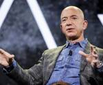 Bezos busca recaudar US$100.000M para comprar empresas manufactureras