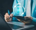 <i>La inteligencia artificial permite analizar el comportamiento individual de cada cliente mediante modelos de optimización. Foto de arkira / Getty Images</i>