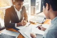 <i>El coaching ofrece espacios de reflexión que ayudan a identificar fortalezas y áreas de mejora, favoreciendo un liderazgo más efectivo. Foto de iStock</i>
