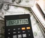 <i>En términos mensuales, la inflación subió un 0,9 % en el tercer mes del 2026, después del incremento del 0,3 % anterior. Khanchit Khirisutchalual / Getty Images/iStockphoto</i>