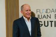 Juan José Gutiérrez funge como Presidente Chairman de CMI Alimentos, en Corporación Multi Inversiones; Chairman of the Board - Del Real Foods y del Consejo de Administración de Pronaca Ecuador / Toledano Panamá, así como Vicepresidente de la Fundación Juan Bautista Gutiérrez.