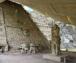 <i>Fotografía de una estela y escalinata Maya en el Parque Arqueológico Copán, en Copán Ruinas, uno de los asientos de la civilización maya (Honduras). EFE/ Germán Reyes</i>