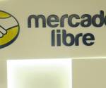 <i>Fotografía de archivo de un logo de la empresa argentina de comercio electrónico y servicios financieros digitales MercadoLibre, en Buenos Aires (Argentina). EFE/STR</i>