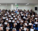 Durante más de 8 meses, las beneficiarias fueron capacitadas y certificadas en tecnologías emergentes, entre estas: programación, desarrollo web, cloud computing, ciberseguridad, e inteligencia artificial. Foto cortesía