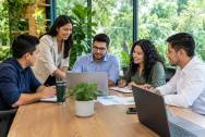 <i>En el ámbito corporativo, la realización de actividades empresariales en este tipo de entornos de montaña genera beneficios directos para los equipos de trabajo. Foto de iStock</i>