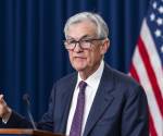 Powell abandonó este viernes la presidencia de la Reseva Federal de Estados Unidos (Fed) tras ocho años marcados por los estragos de la covid, la alta inflación posterior y la presión para influir en la política monetaria ejercida por Donald Trump. (EFE/EPA/JIM LO SCALZO/ ARCHIVO)