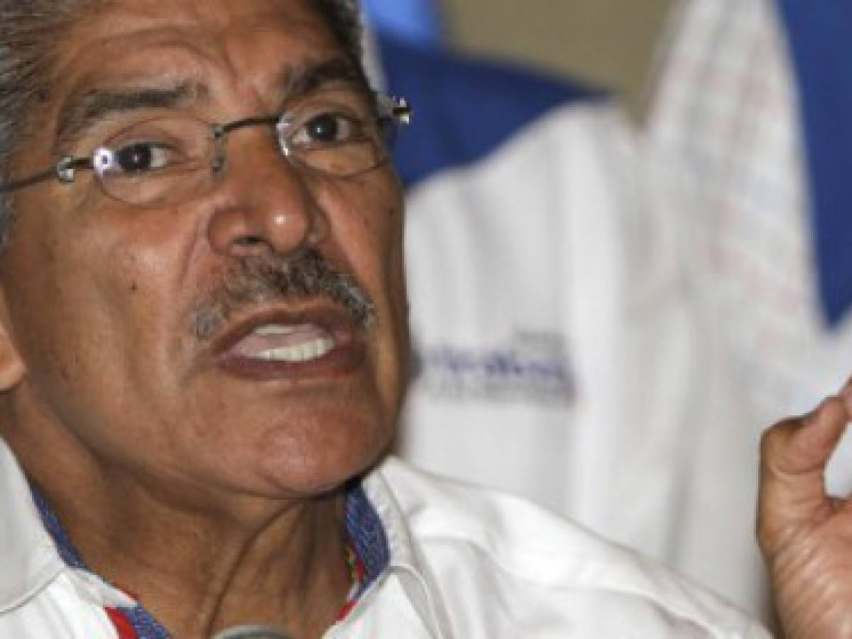 Quijano: 'El FMLN se transformó en un partido multimillonario'