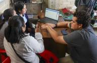 <i>Más de 32 000 hogares rurales de Bangladés, Bolivia, El Salvador, Guatemala, Honduras y Perú accedieron en los dos últimos años a las soluciones digitales elaboradas por 15 startups tecnológicas. Foto de cortesía</i>