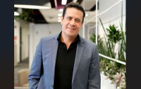 <i>Con más de 20 años de experiencia internacional, es el primer latino en asumir el liderazgo de la compañía en la región. Foto de cortesía</i>